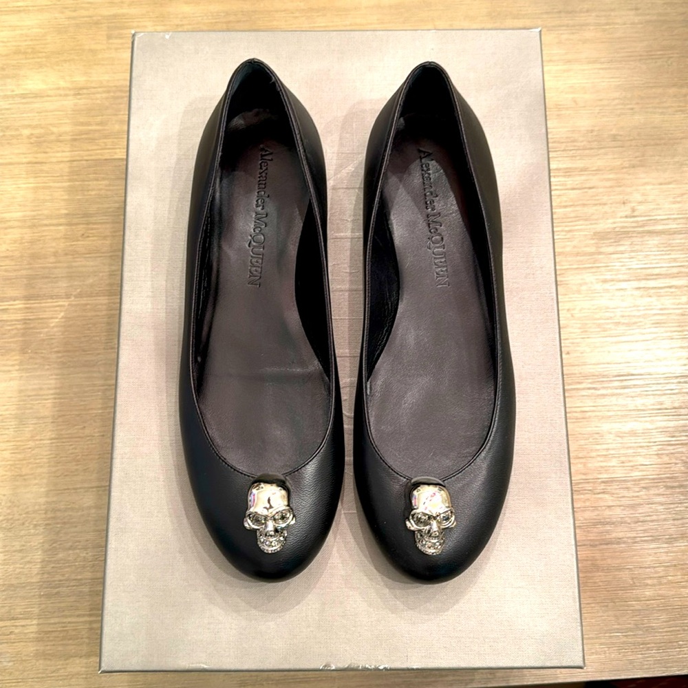 ALEXANDER MCQUEEN BALLERINA FLATS WITH SKULLS SWAROVSKI CRYSTALS
